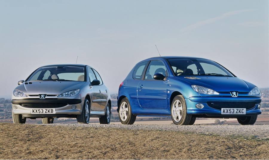  Peugeot 206 1998 года  (фото 35 из 46)